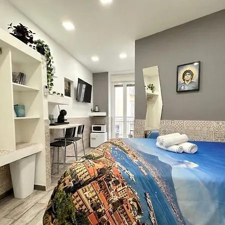 Apartamento Partenope Ai Tribunali Nápoles
